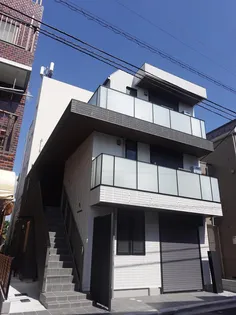 ルミオ千早【2階】の外観