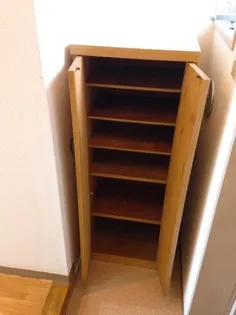 ヴィラ伸栄【3階】の玄関