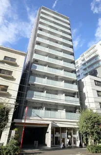 東京都新宿区岩戸町【マンション】の外観