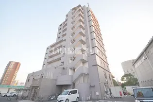 MDI SERENO JIYUGAOKA【8階】の外観