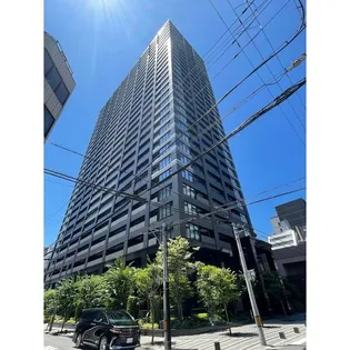 プレサンスレジェンド堺筋本町タワー【22階】の外観