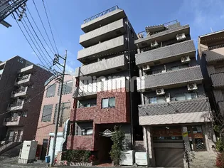 ランドワールド中川12号館の外観