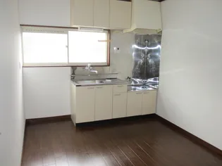 シティハイツ・ミゼリア【1階】の居間