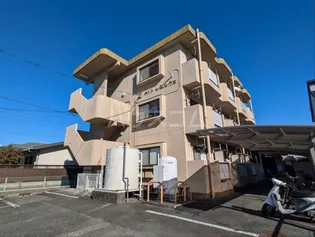 メゾンレゼルヴェ【3階】の外観