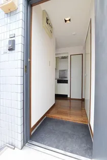 落合ROKUビル【3階】の玄関