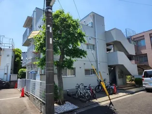 ノア八幡山【1階】の外観