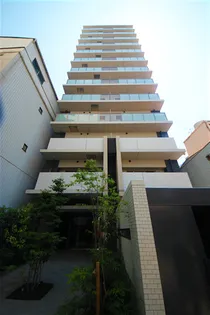 イルミナル グランデ【8階】の外観