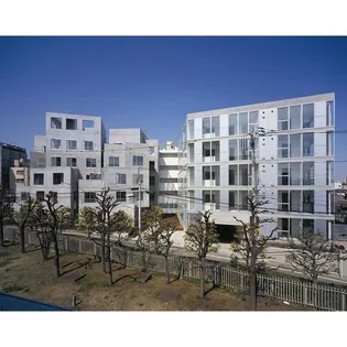 Treform【1階】の外観