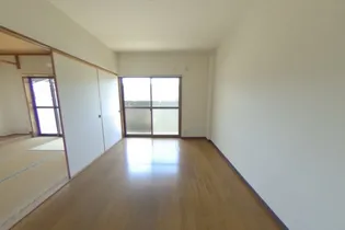 イーストハイツ(一宮)【1階】の居間