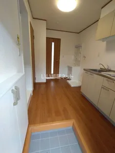 グランビュー反町【1階】の玄関