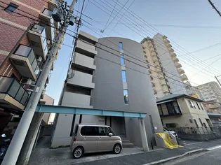 カ-ルトンハウス【3階】の外観