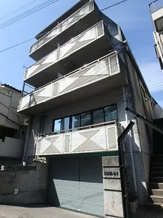 ロイヤルビル【4階】の外観