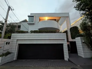 東京都世田谷区駒沢4【一戸建】の外観