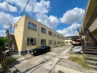 エクセレントアパートメントKNST【2階】の外観