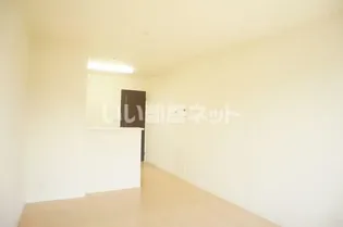 ピアタウンB【2階】の居間