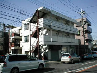 ハウス85【3階】の外観