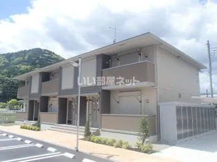 ロイヤルタウン篠山口A棟の画像