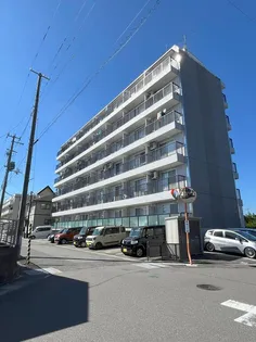 レガートヴェルティエ【2階】の外観