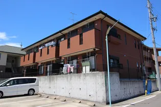 ロイヤルモネット【2階】の外観