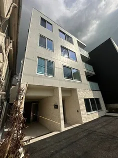 東京都世田谷区下馬1【マンション】の外観