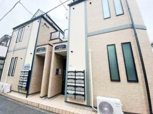 アーバンプレイスV坂上B【1階】の外観