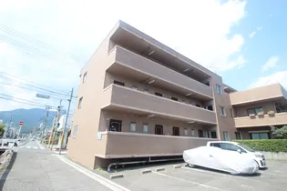 レゾンYASUDA【3階】の外観