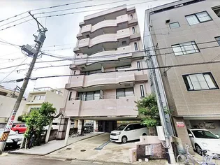 レイクランド春山【4階】の外観