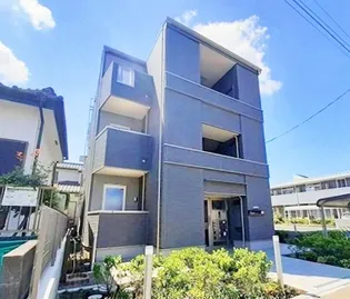 リエゾンの画像