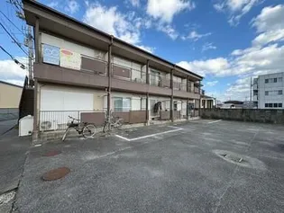 コーポ四番館アップル【1階】の外観