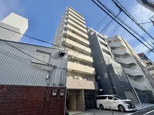 スカイコート浅草雷門【8階】の外観