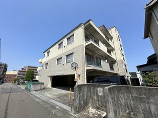 グランディールの画像