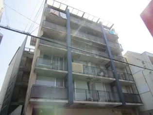 カーサマニエラ【5階】の外観