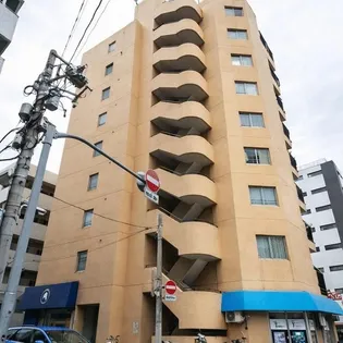 プチモンド上野【8階】の外観