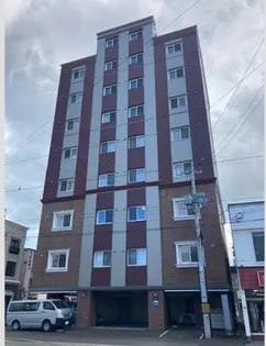 北海道札幌市中央区南二十二条西11【マンション】の外観