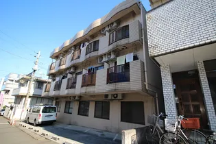 サンポート【2階】の外観