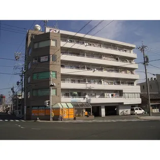 イーストメゾン【3階】の外観