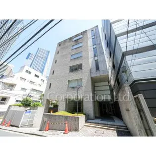 レガーロ赤坂【3階】の外観