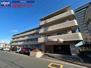 サンパレス【4階】の外観