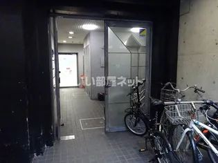 サザレビル【2階】の地図