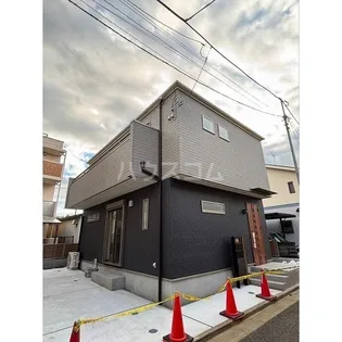 東京都世田谷区上北沢1【一戸建】の外観