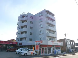 シャンブル尾山【6階】の外観