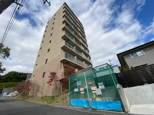 St.HILLS【5階】の外観