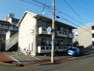 プリエール新屋敷【1階】の外観