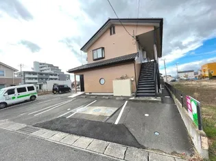 マラネロ【2階】の外観