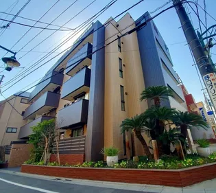 グランドニコス【1階】の外観