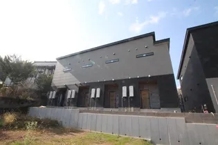 ビエナプレシアA棟【2階】の外観