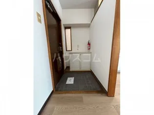 フラッツ浦添【3階】の玄関