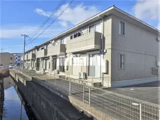 レヴェール Bの画像