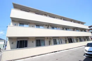 コリーヌ MONTの画像