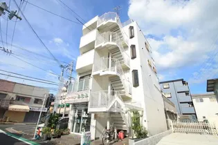 みなみマンション【3階】の外観